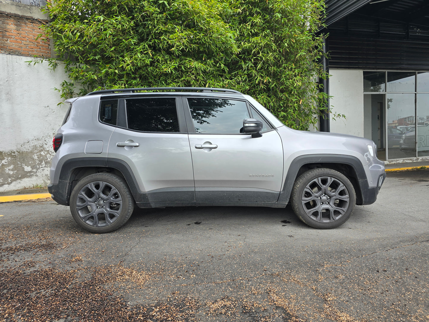 JEEP RENEGADE 2024